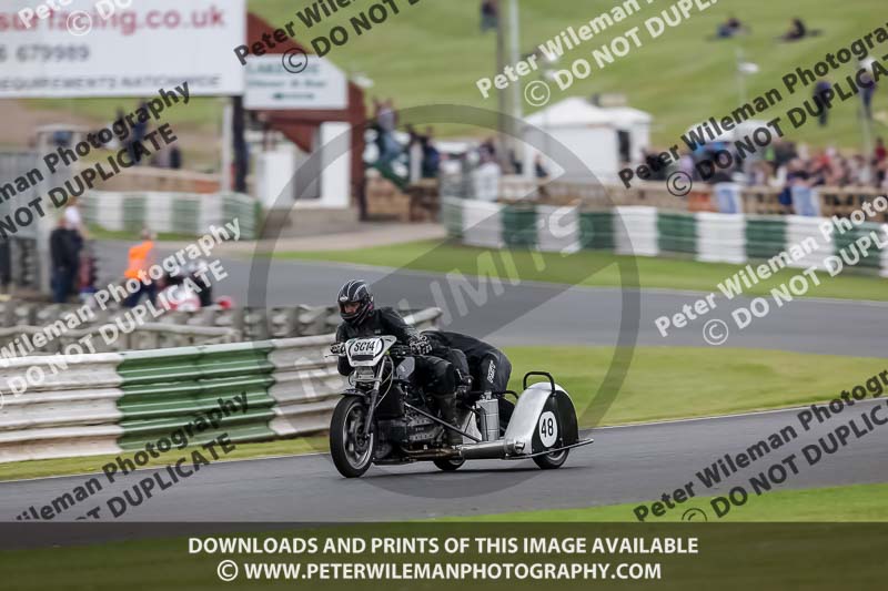 Vintage motorcycle club;eventdigitalimages;mallory park;mallory park trackday photographs;no limits trackdays;peter wileman photography;trackday digital images;trackday photos;vmcc festival 1000 bikes photographs